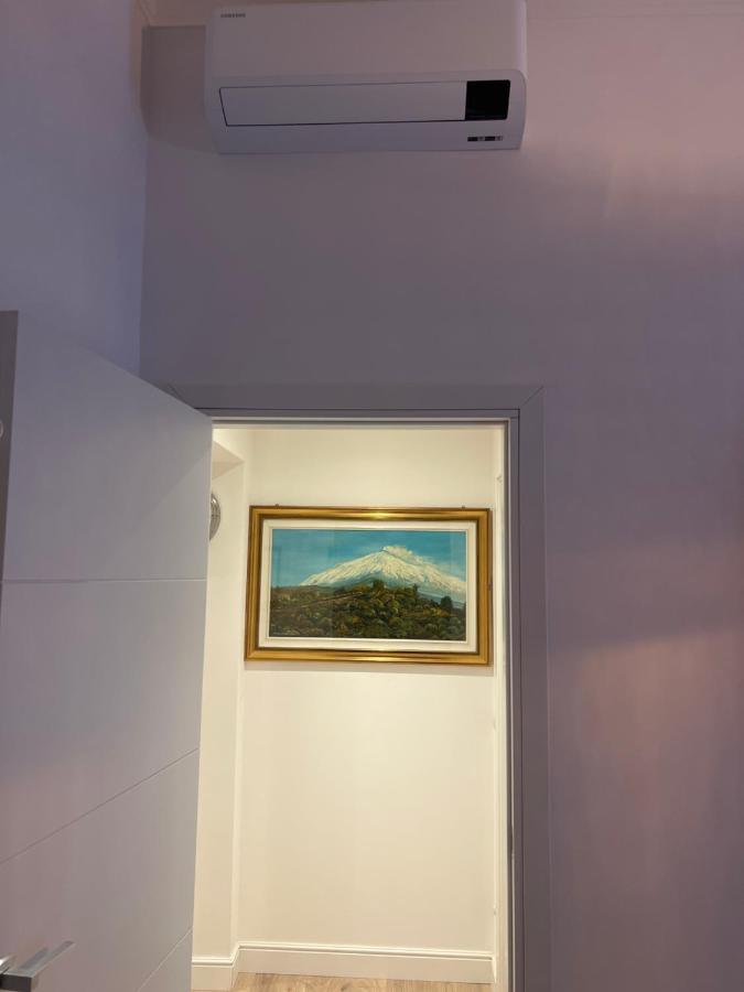 P18&Rooms Palestrina 18 มิลาน ภายนอก รูปภาพ
